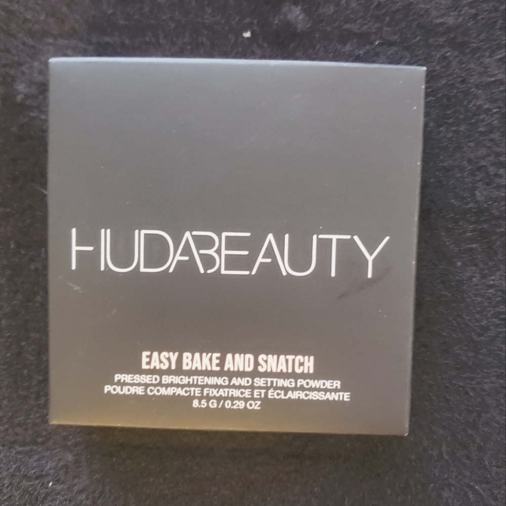 HUDA BEAUTY Easy Bake and Snatch Setting Powder - Peach Pie
